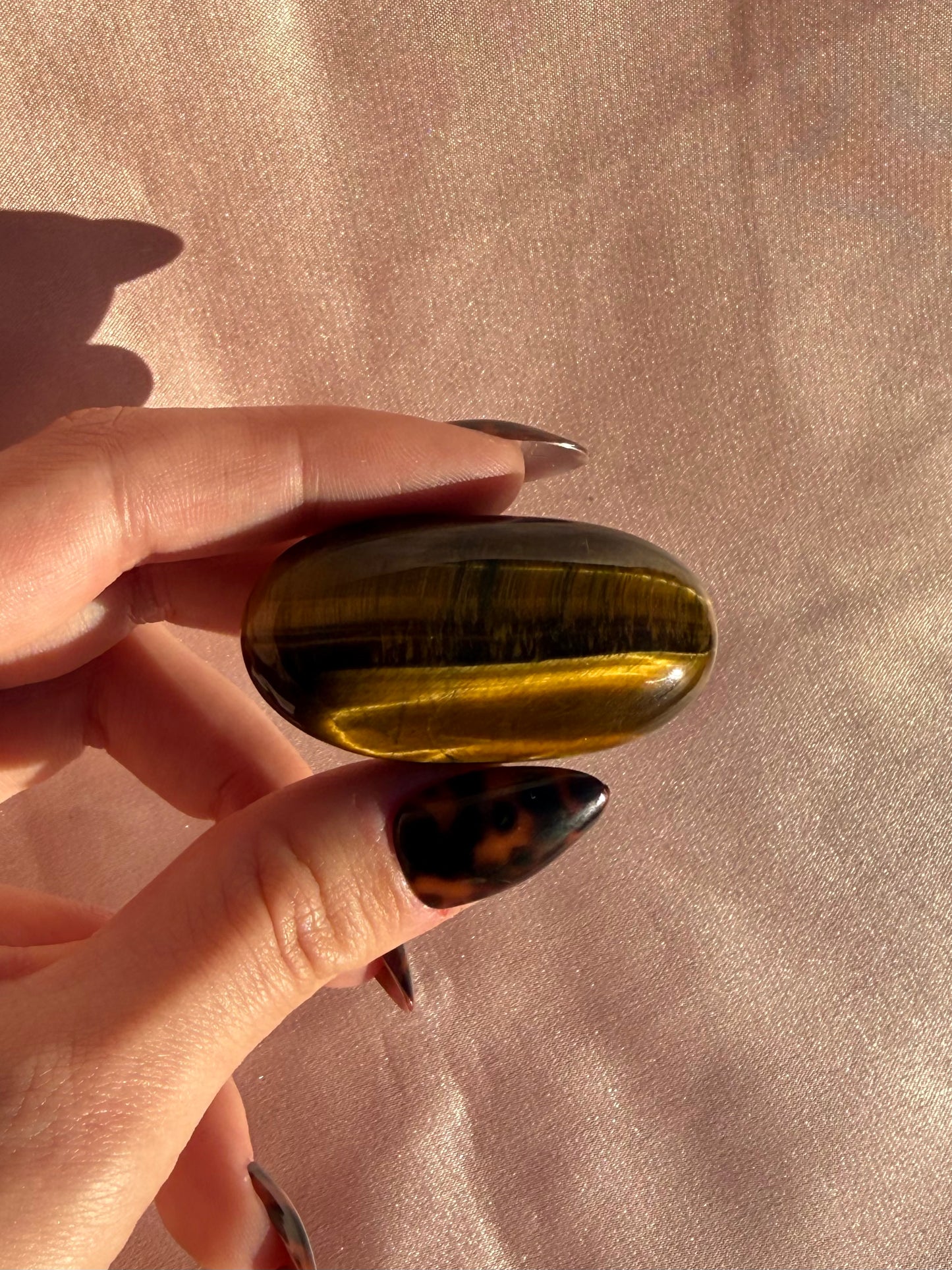 Tiger's Eye Palm Stone (Opt 14)