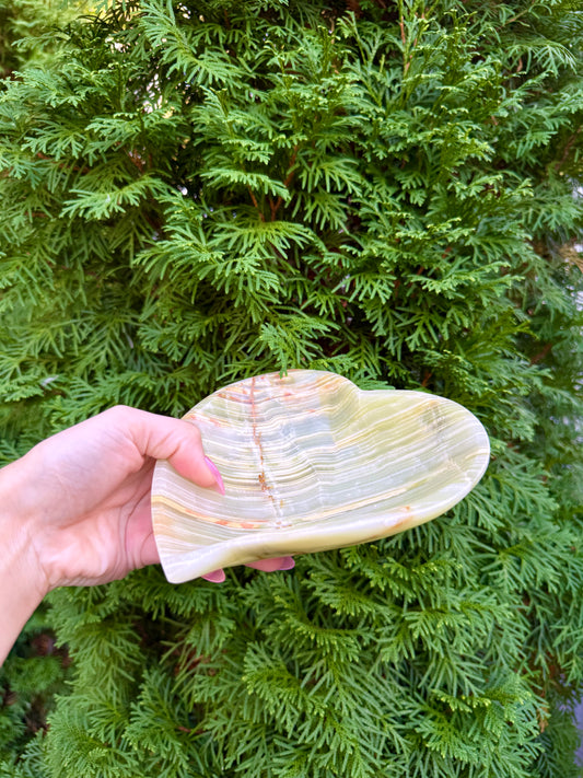 Hand-carved Onyx Heart Bowl (Opt B)