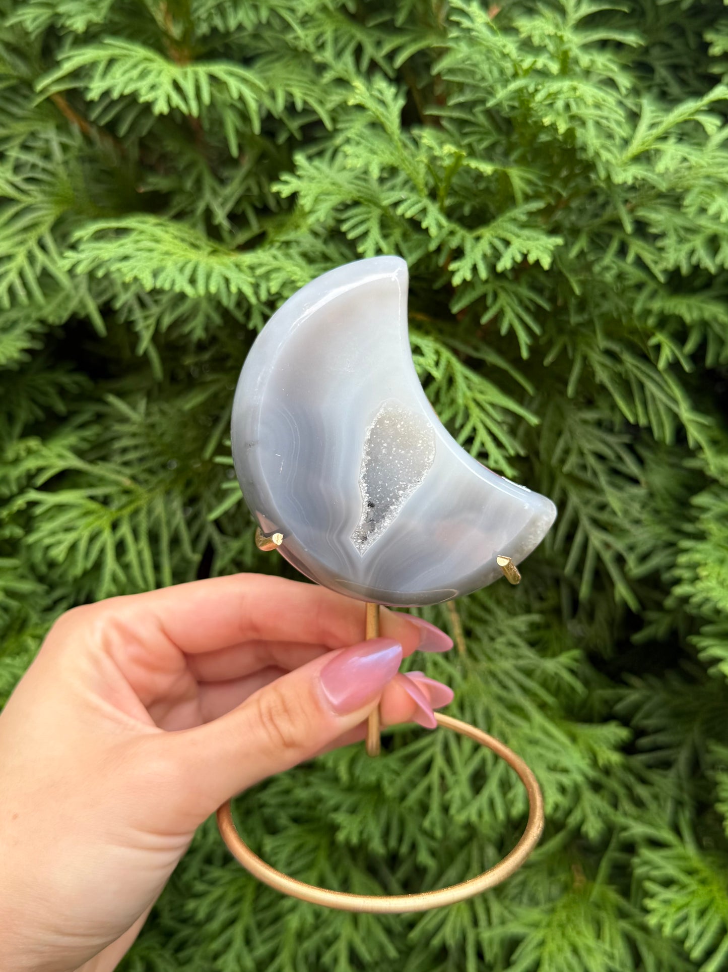 Druzy Agate Moon with Stand (Opt 51)