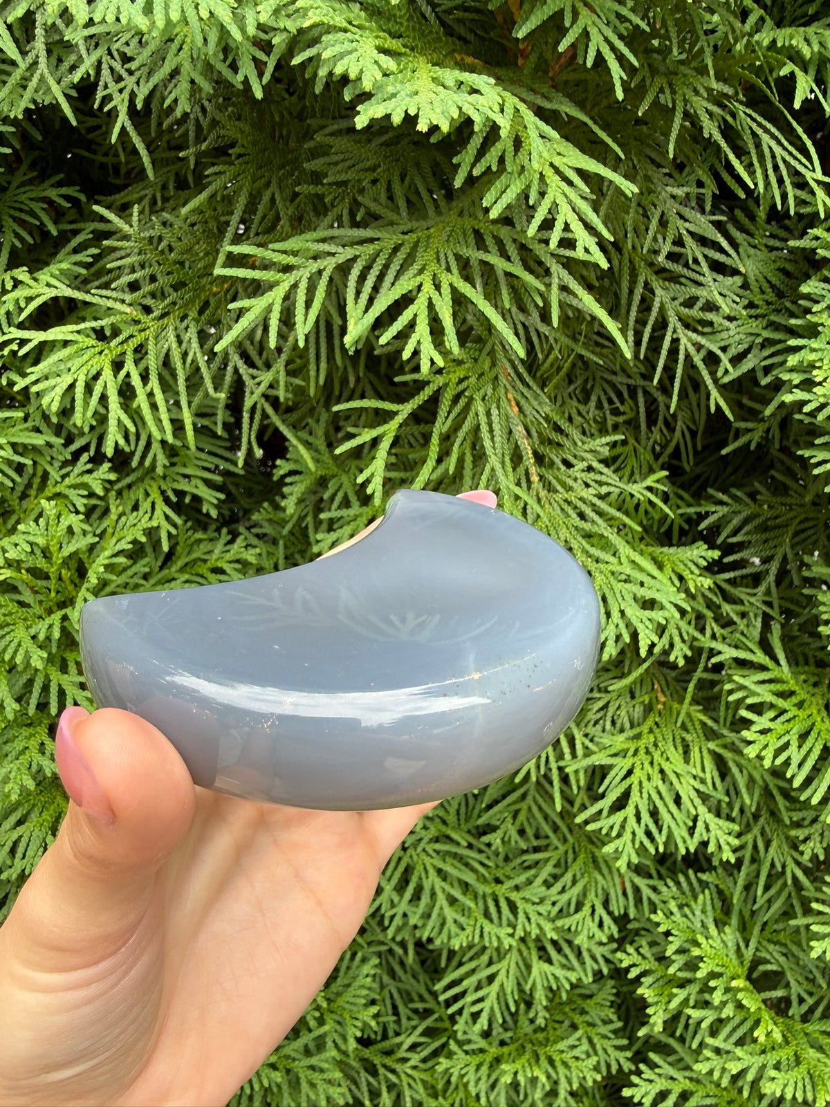Druzy Agate Moon with Stand (Opt 52)