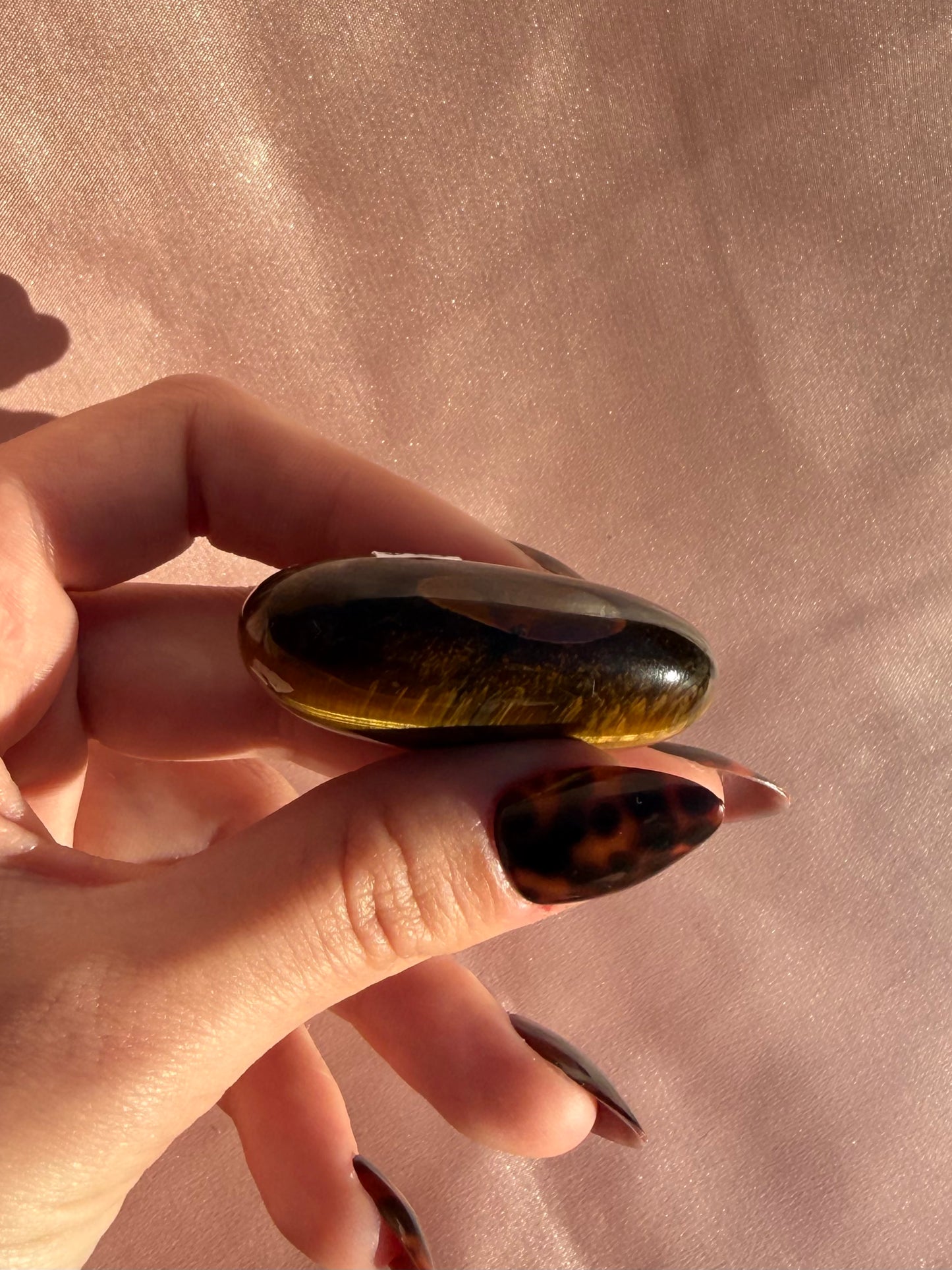 Tiger's Eye Palm Stone (Opt 14)