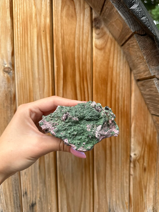 Cobalto Calcite Specimen With Malachite