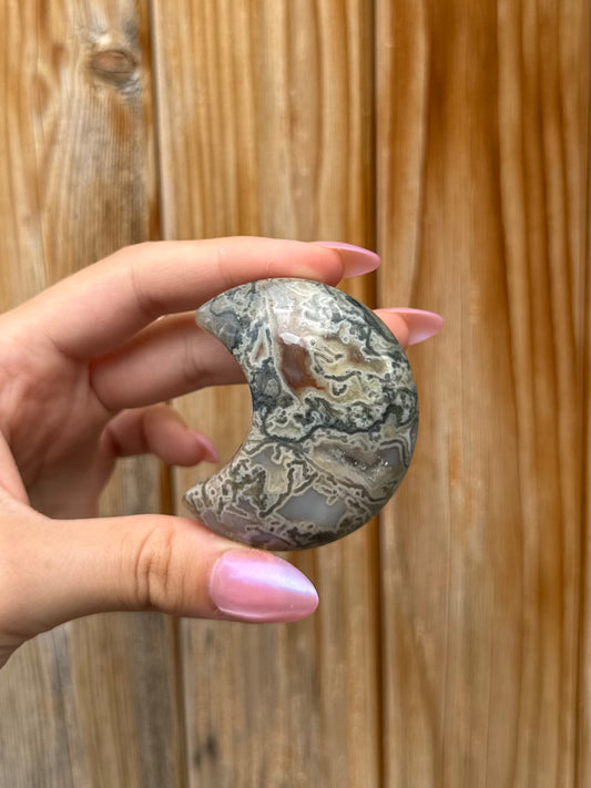 Moss Agate Mini Moon (Opt 90)
