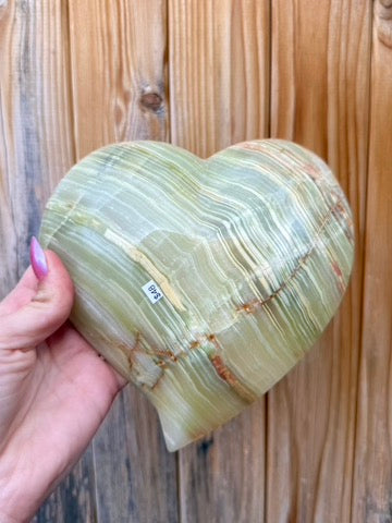Hand-carved Onyx Heart Bowl (Opt B)
