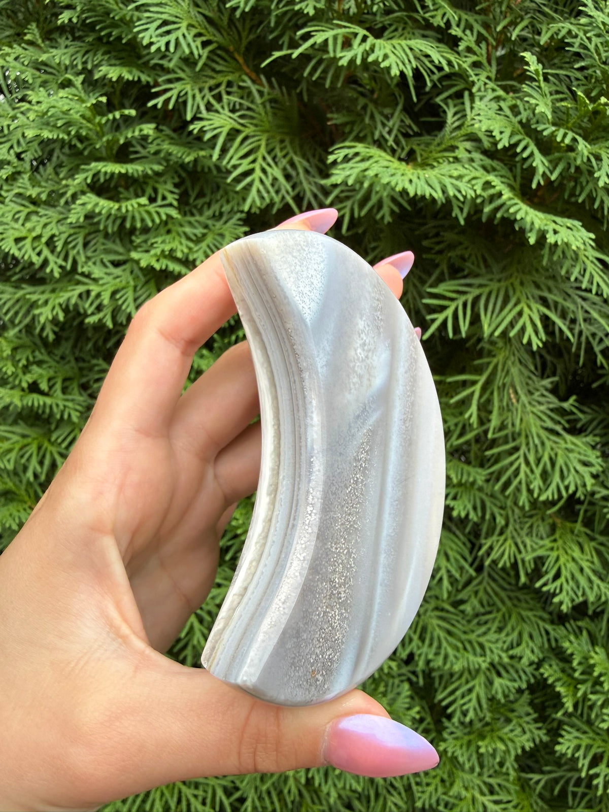 Druzy Agate Moon with Stand (Opt 50)