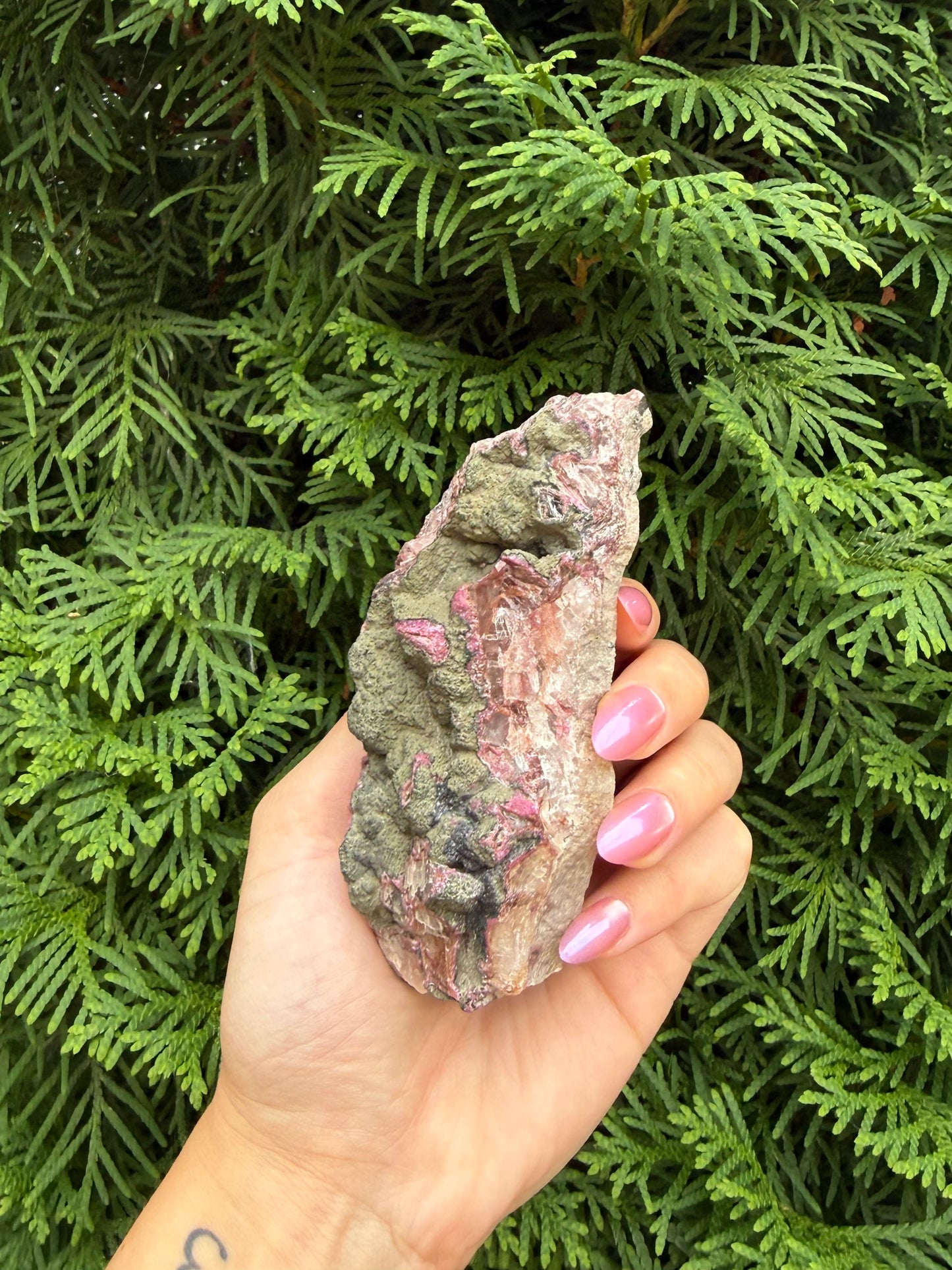 Cobalto Calcite Specimen With Malachite